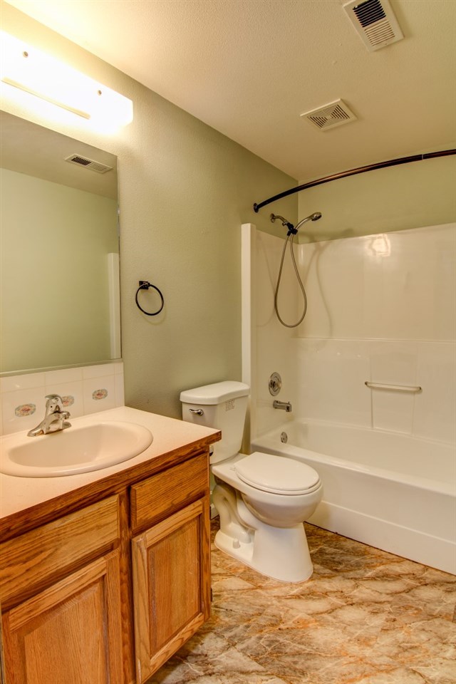 1114 North Skipworth Road Spokane Valley, WA 99206 - Photo 17 of 20 Gallery Image 17