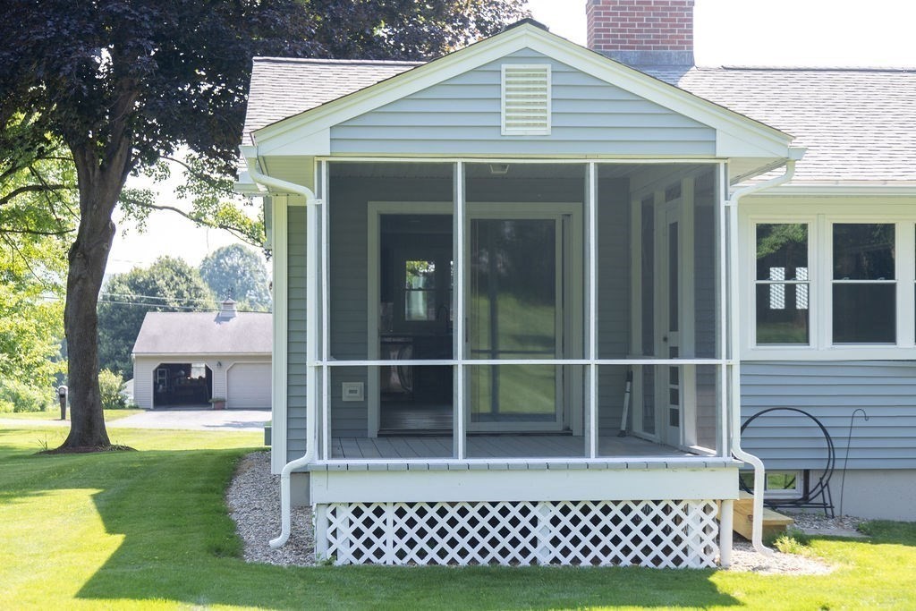49 Sawmill Plain Road Deerfield, MA 01373 - Photo 5 of 42