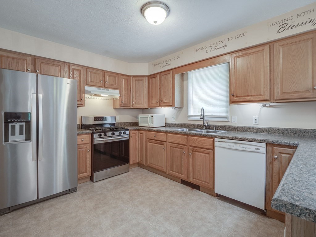 229 Peckham Road Acushnet, MA 02743 - Photo 11 of 42 Gallery Image 11