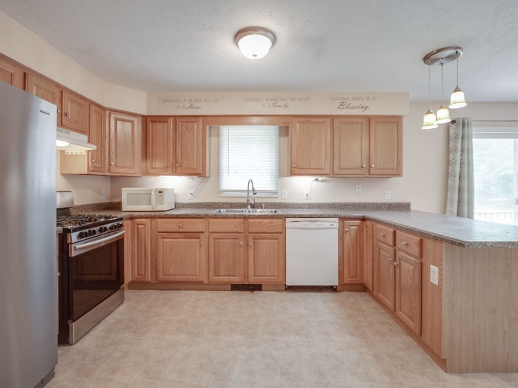 229 Peckham Road Acushnet, MA 02743 - Photo 14 of 42 Gallery Image 14