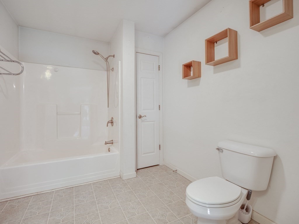 229 Peckham Road Acushnet, MA 02743 - Photo 17 of 42 Gallery Image 17