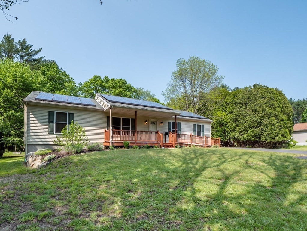 229 Peckham Road Acushnet, MA 02743 - Photo 4 of 42 Gallery Image 4