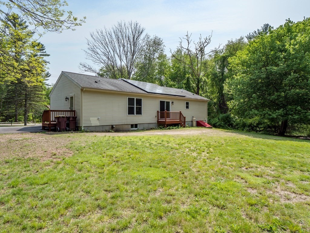 229 Peckham Road Acushnet, MA 02743 - Photo 9 of 42 Gallery Image 9