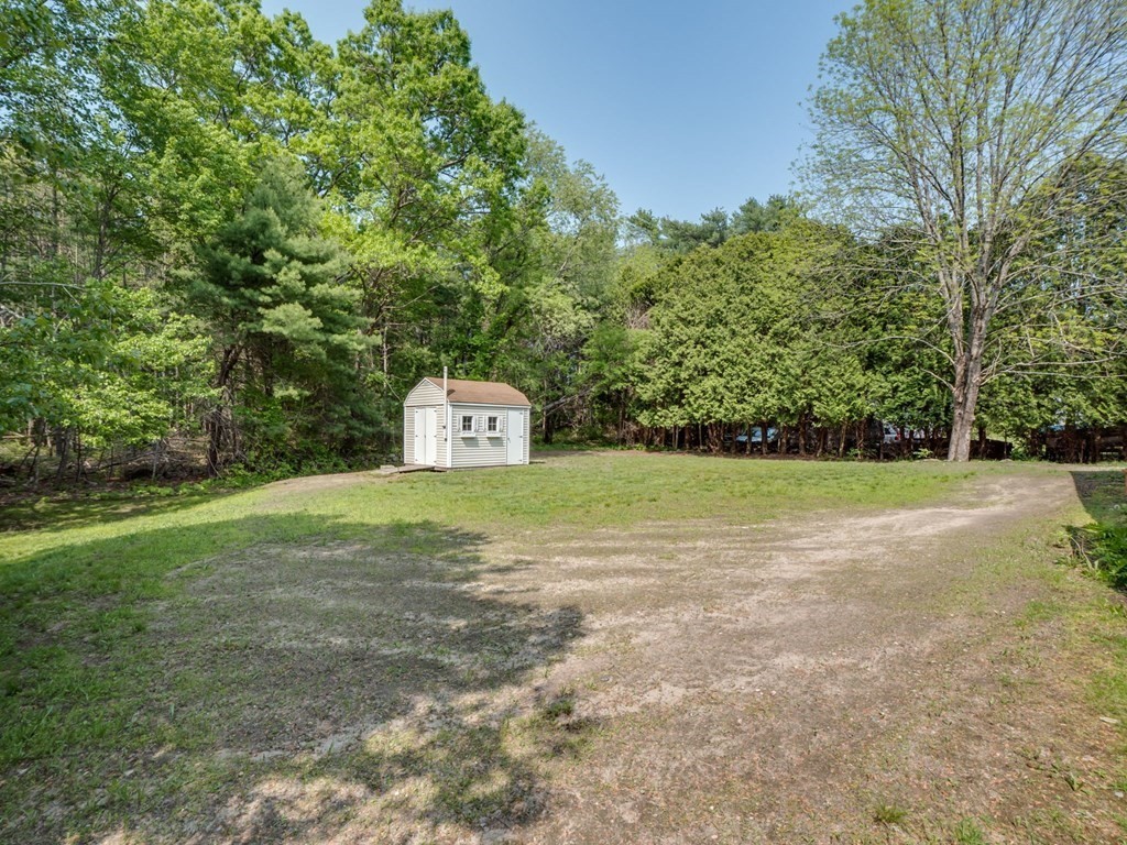 229 Peckham Road Acushnet, MA 02743 - Photo 10 of 42 Gallery Image 10