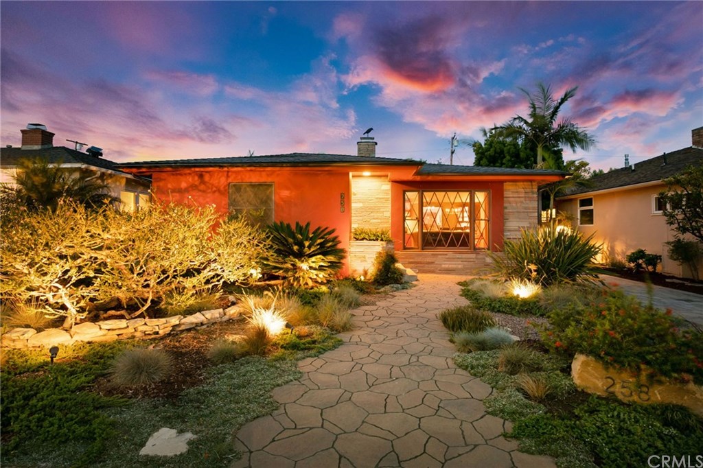 258 Termino Avenue Long Beach, CA 90803 - Photo 2 of 49