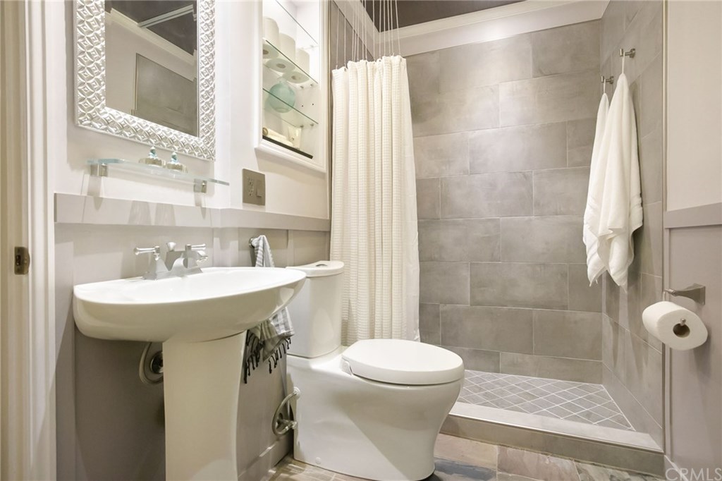 258 Termino Avenue Long Beach, CA 90803 - Photo 42 of 49