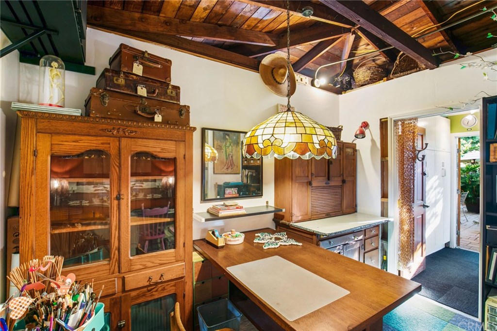 258 Termino Avenue Long Beach, CA 90803 - Photo 46 of 49