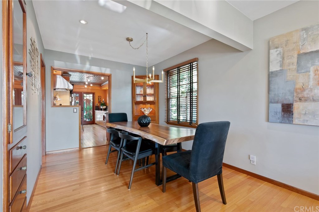 258 Termino Avenue Long Beach, CA 90803 - Photo 8 of 49