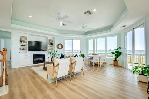 $1,425,000 | 20911 West Sand Hill Drive, Galveston, TX 77554