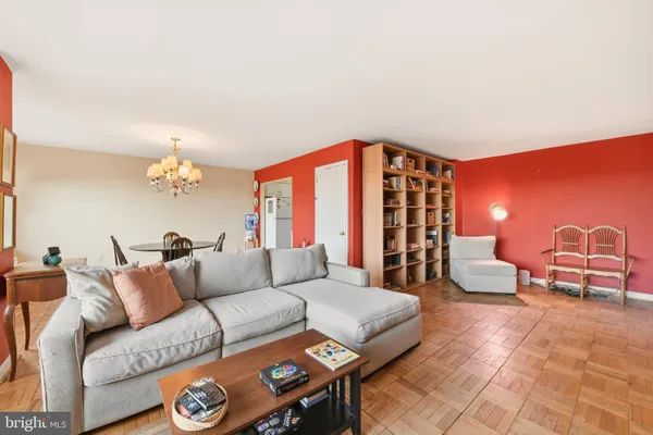 $389,000 | 4301 Massachusetts Avenue Northwest, Unit 8002, Washington, DC 20016