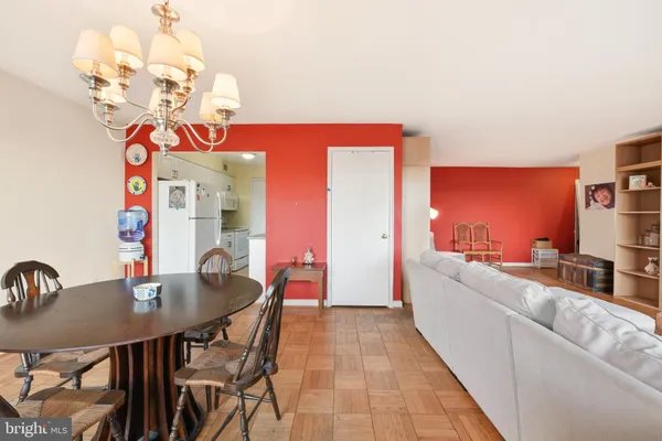 $389,000 | 4301 Massachusetts Avenue Northwest, Unit 8002, Washington, DC 20016