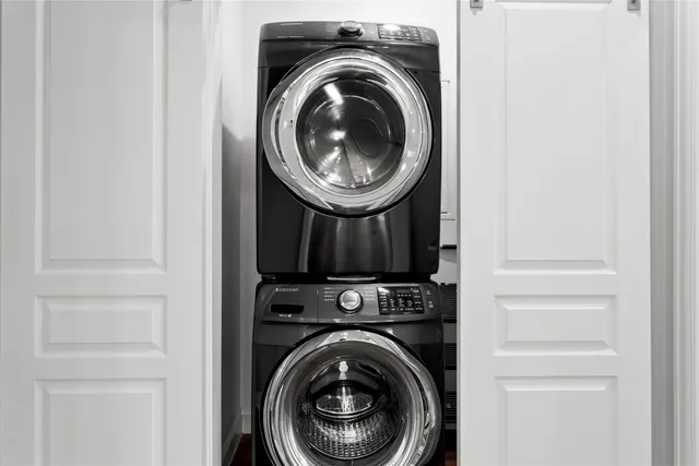 a view of washer and dryer in a utility room