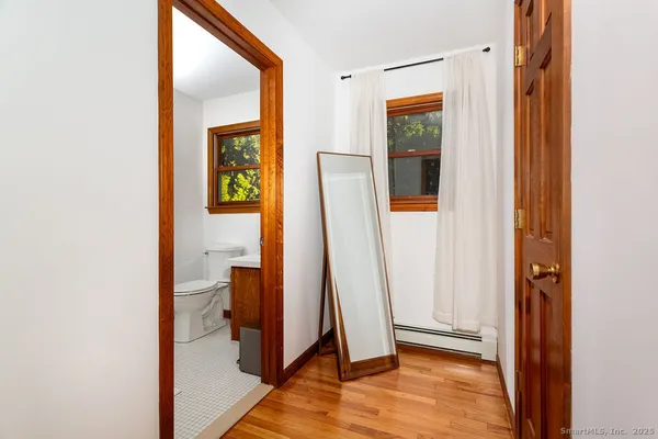 $649,900 | 8 Phoebee Lane, Brookfield, CT 06804