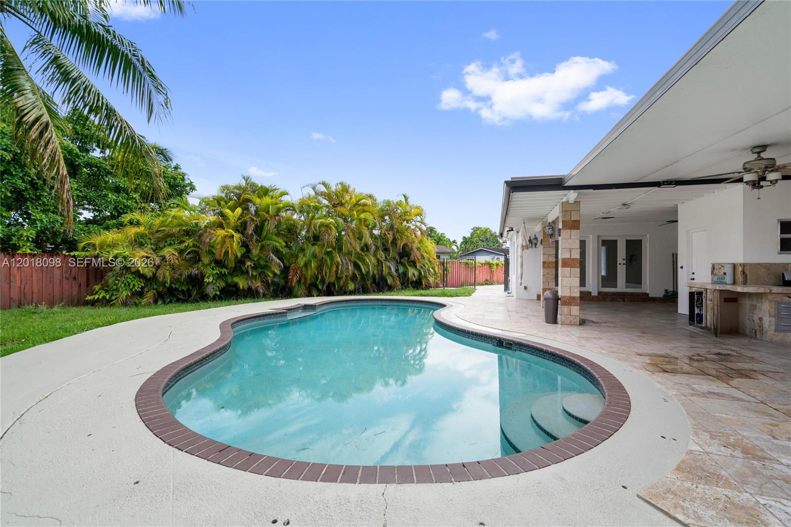 13611 Southwest 77th Street Miami, FL 33183 - Photo 8 of 67