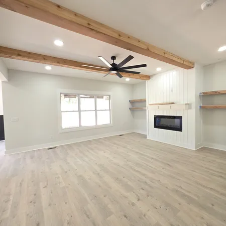 $649,900 | 1725 Powell Road, Clarksville, TN 37043