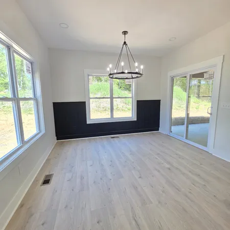 $649,900 | 1725 Powell Road, Clarksville, TN 37043