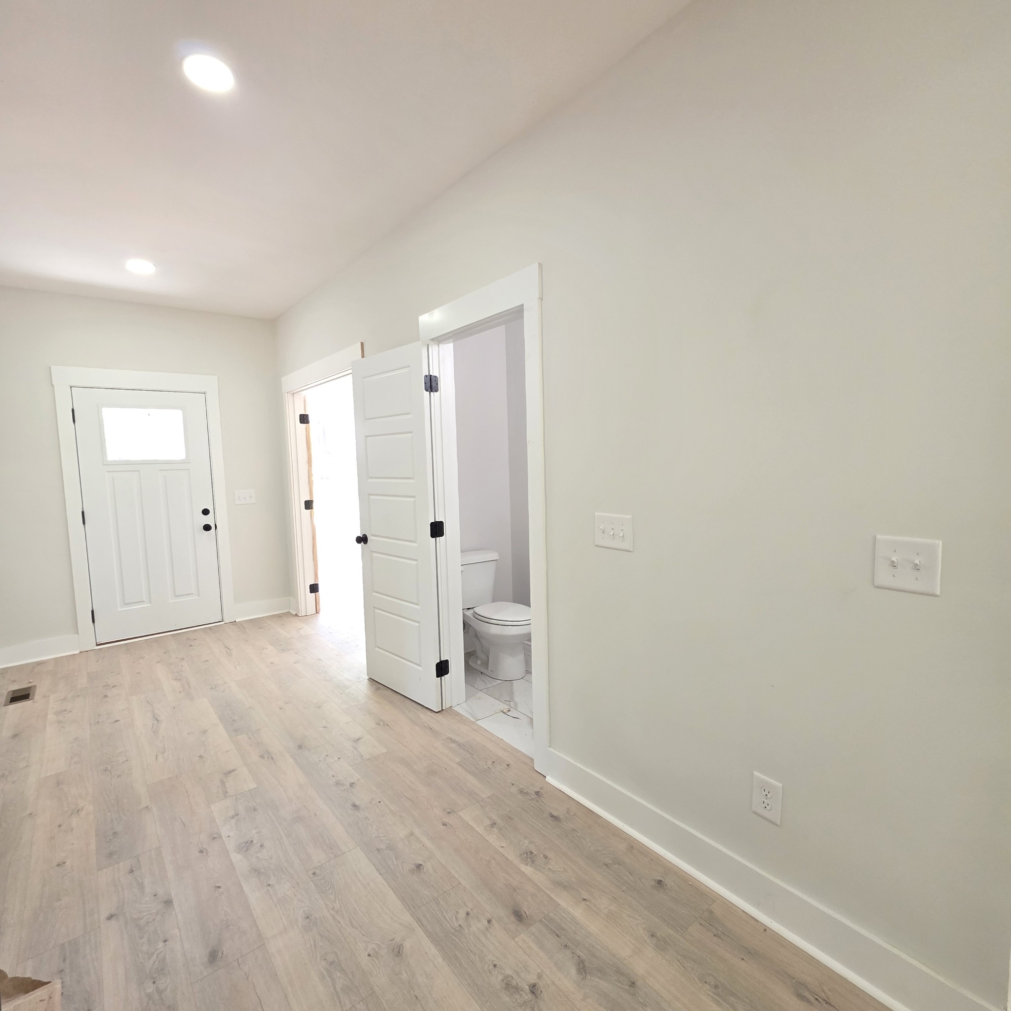1725 Powell Road Clarksville, TN 37043 - Photo 6 of 58