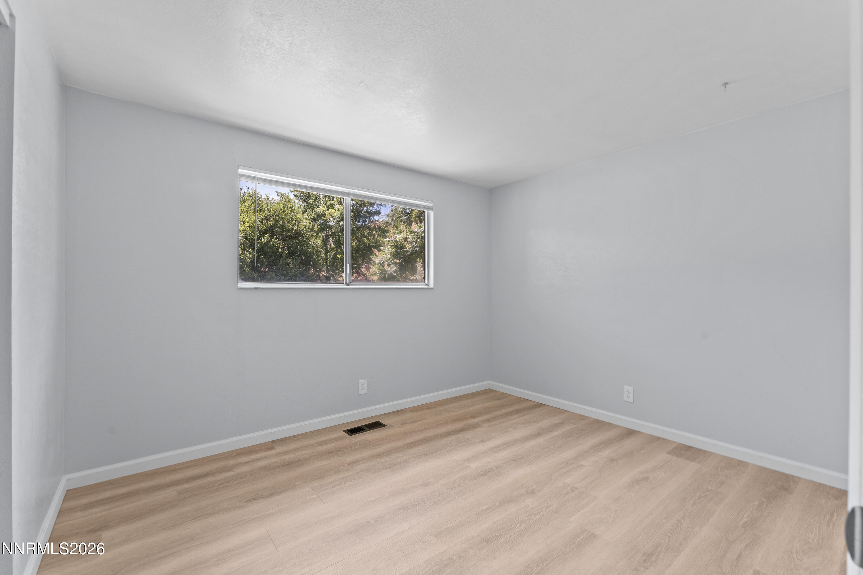 9245 Fremont Way Reno, NV 89506 - Photo 14 of 38 14-9245 Fremont Way Reno NV 89506 (15 of