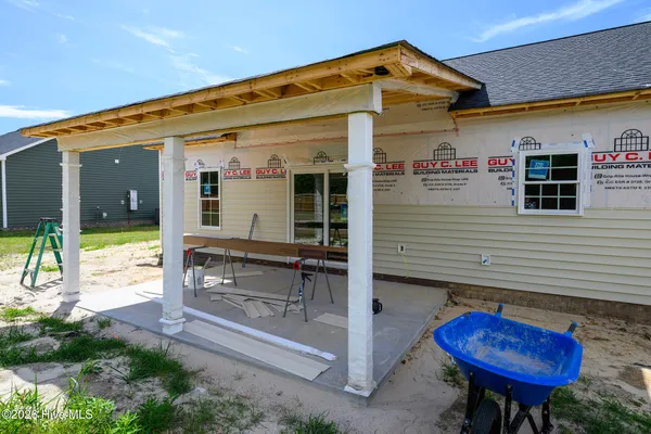 $395,000 | 682 B Crump Farm Road, New Bern, NC 28562