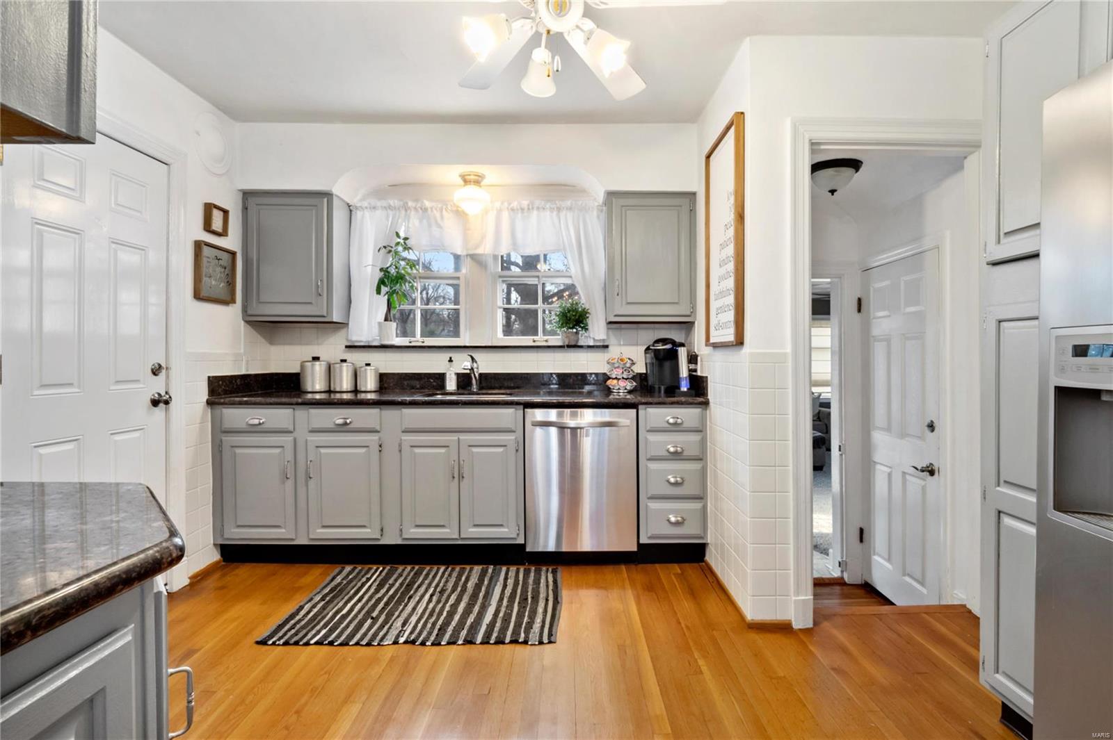 1333 North Berry Road St. Louis, MO 63122 - Photo 5 of 11 Gallery Image 5