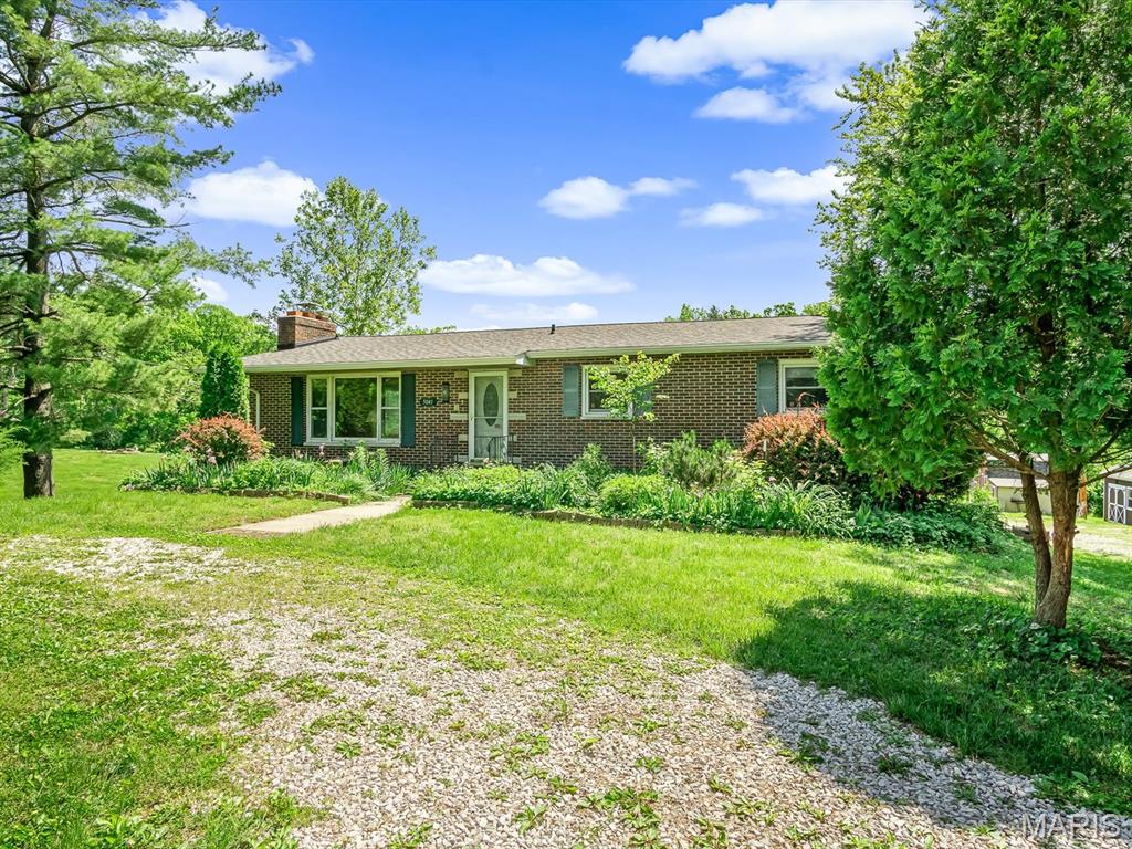 5041 Springfield Drive Edwardsville, IL 62025 - Photo 3 of 29