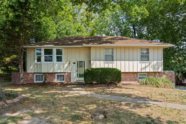 $225,000 | 137 East Ritter Street, Republic, MO 65738