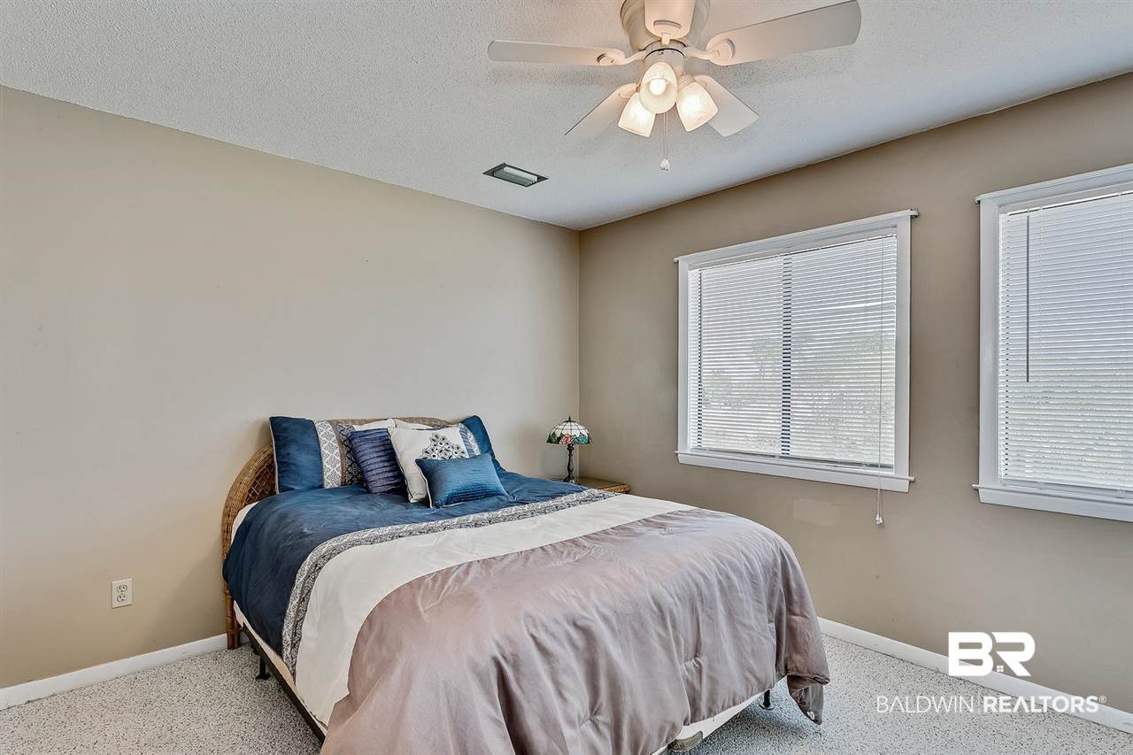 8253 US Highway 98, Unit D200 Navarre, FL 32566 - Photo 11 of 25