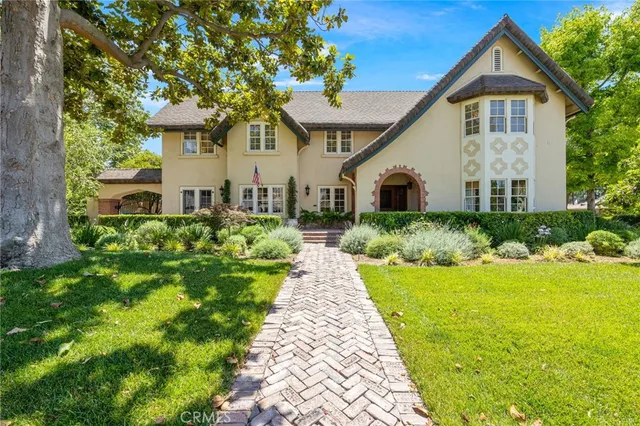 $1,399,000 | 3594 Castle Reagh Place, Riverside, CA 92506