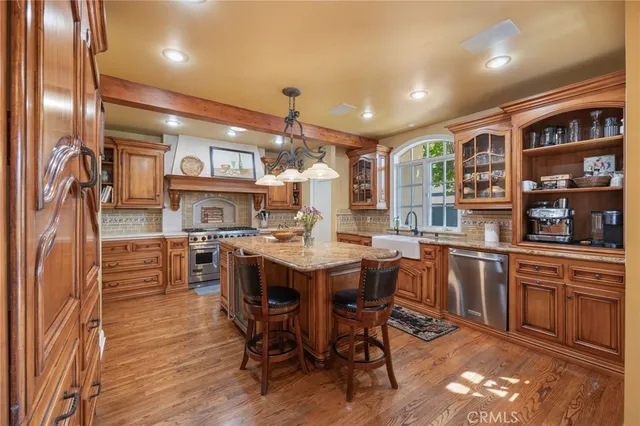 $1,399,000 | 3594 Castle Reagh Place, Riverside, CA 92506