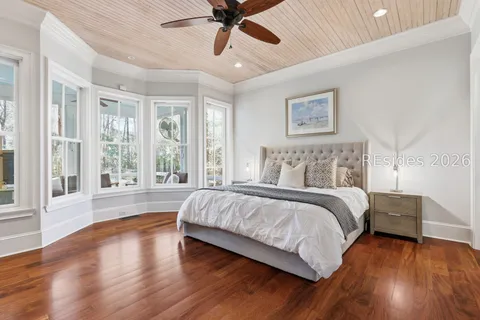 $2,400,000 | 5 Sweet Grass Lane, Bluffton, SC 29910