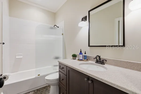 $2,400,000 | 5 Sweet Grass Lane, Bluffton, SC 29910