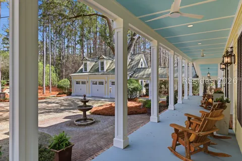 $2,400,000 | 5 Sweet Grass Lane, Bluffton, SC 29910