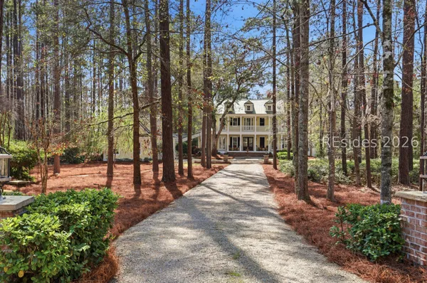 $2,400,000 | 5 Sweet Grass Lane, Bluffton, SC 29910