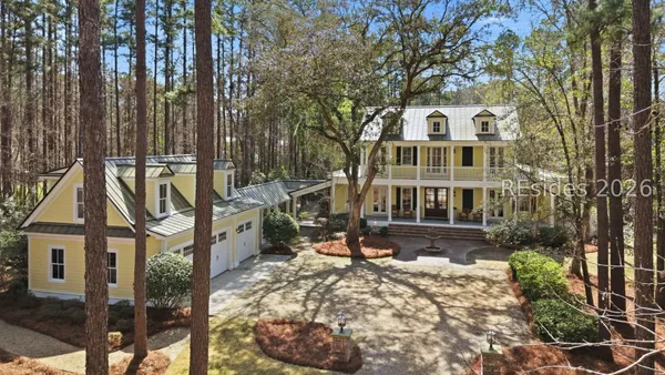 $2,400,000 | 5 Sweet Grass Lane, Bluffton, SC 29910