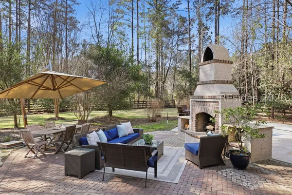 $2,400,000 | 5 Sweet Grass Lane, Bluffton, SC 29910