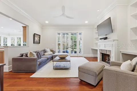 $2,400,000 | 5 Sweet Grass Lane, Bluffton, SC 29910