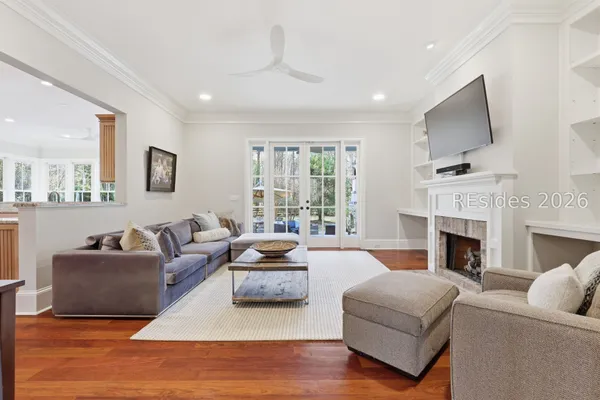 $2,400,000 | 5 Sweet Grass Lane, Bluffton, SC 29910