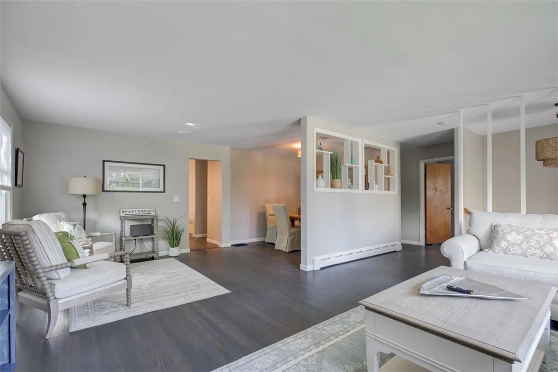 132 Ruggles Avenue Newport, RI 02840 - Photo 5 of 30