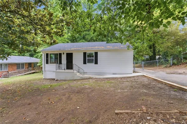 $199,900 | 5160 Ellen Street, Forest Park, GA 30297