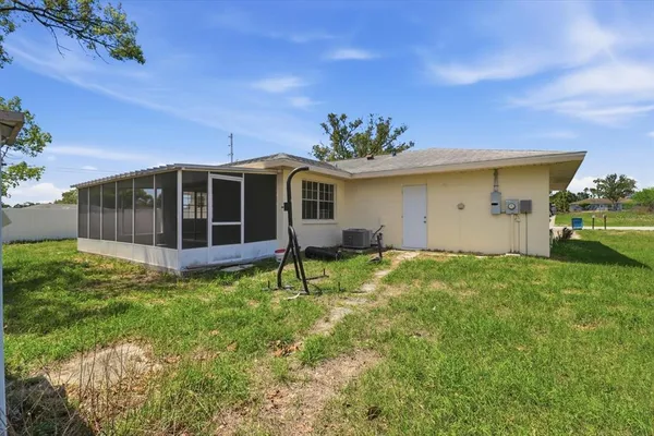 $264,900 | 5188 Woodridge Lane, Spring Hill, FL 34609