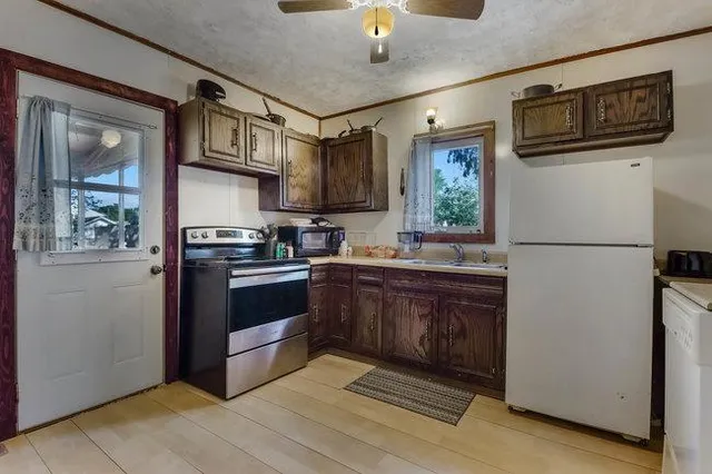 $152,500 | 2139 12th Street, Eau Claire, WI 54703