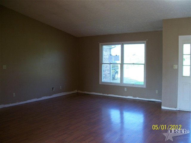 8949 Baker Road Hagerstown, IN 47346 - Photo 4 of 9 Gallery Image 4
