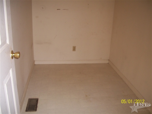 8949 Baker Road Hagerstown, IN 47346 - Photo 8 of 9 Gallery Image 8