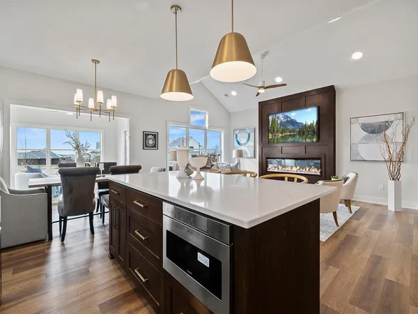 $599,000 | 9975 Kari Way, Elko New Market, MN 55020