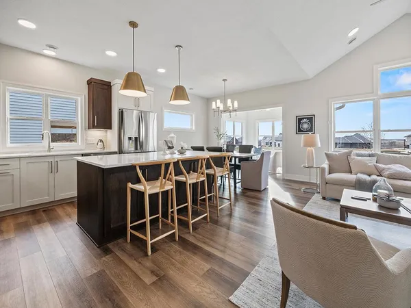 $589,000 | 9975 Kari Way, Elko New Market, MN 55020