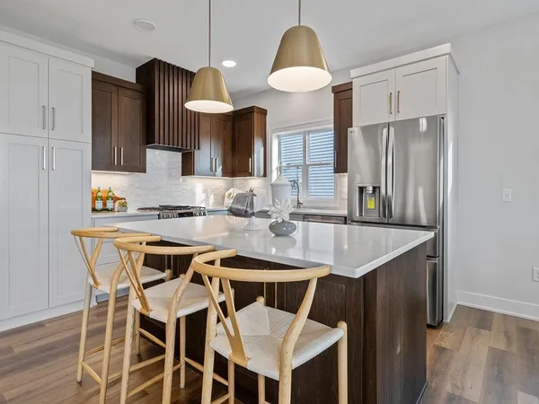 $589,000 | 9975 Kari Way, Elko New Market, MN 55020