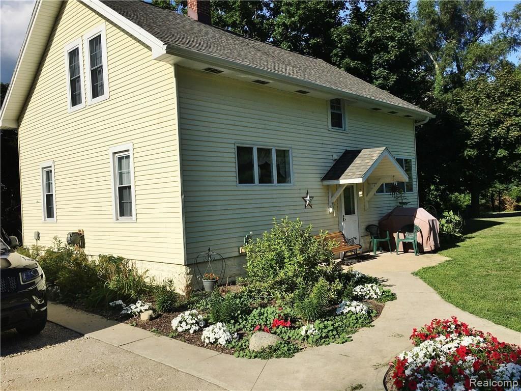 1518 Faussett Road Howell, MI 48855 - Photo 33 of 43 Photo Aug 01, 6 08 38 PM.jpg