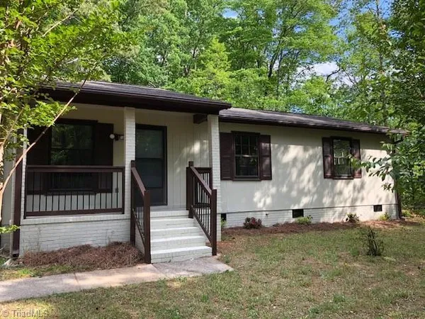 $1,550 | 7638 Jackson School Road, Browns Summit, NC 27214