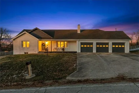 $467,000 | 134 Northeast 47th Street, Kansas City, MO 64116