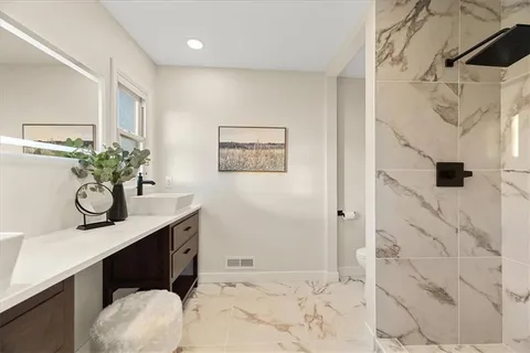 $467,000 | 134 Northeast 47th Street, Kansas City, MO 64116